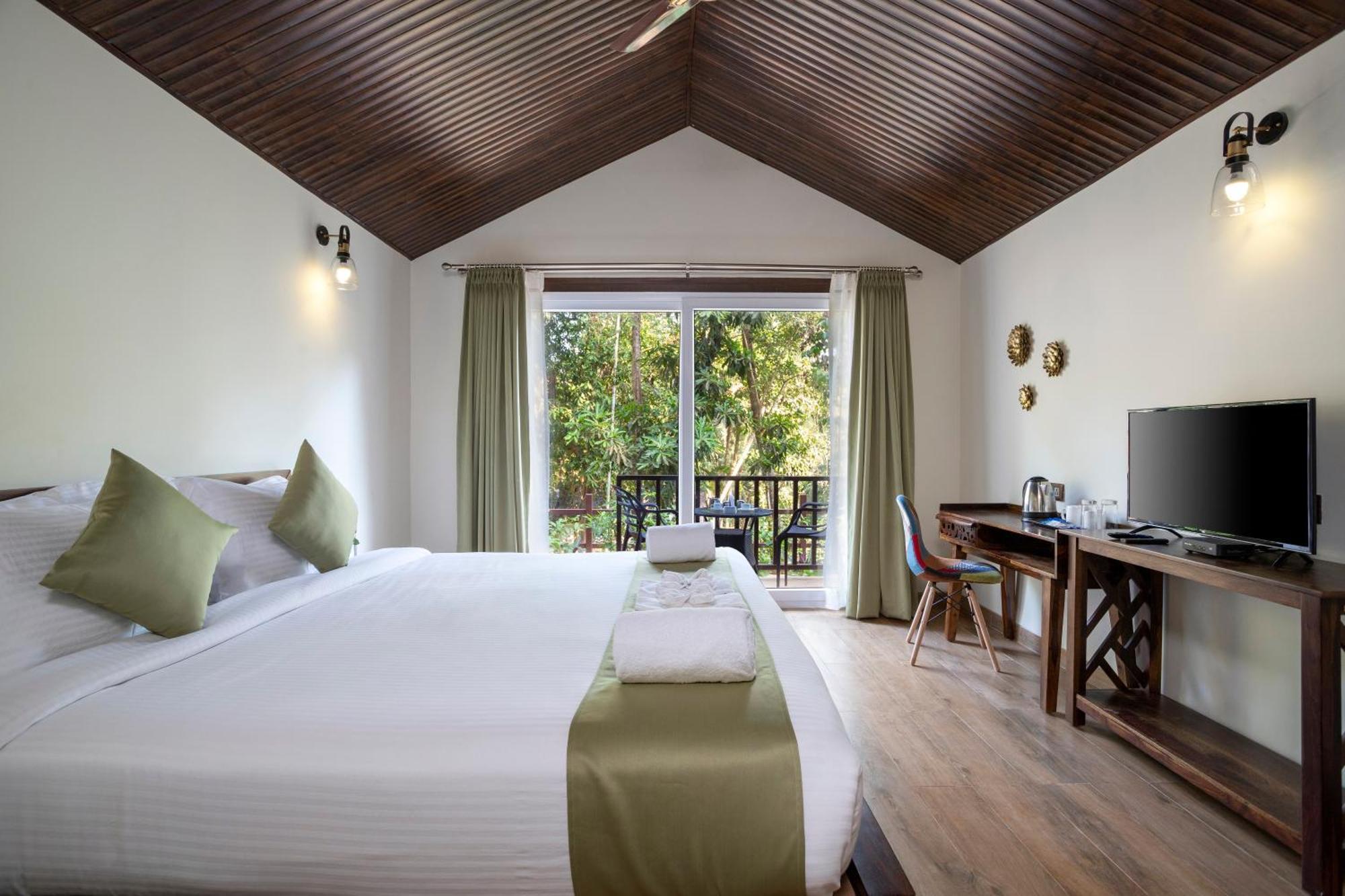 Stone Wood Premier Gokarna Hotel Gokarna  Exterior photo