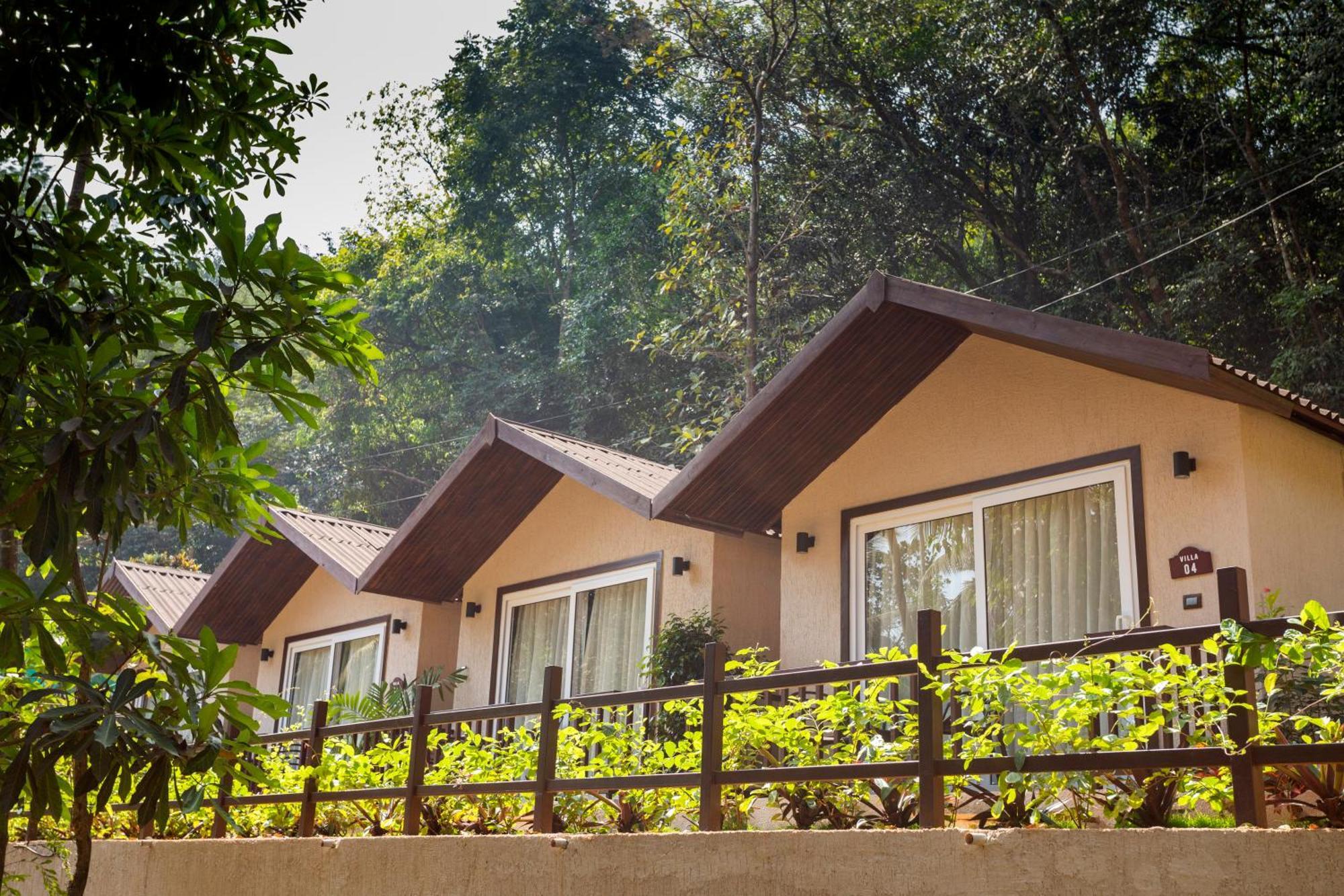 Stone Wood Premier Gokarna Hotel Gokarna  Exterior photo